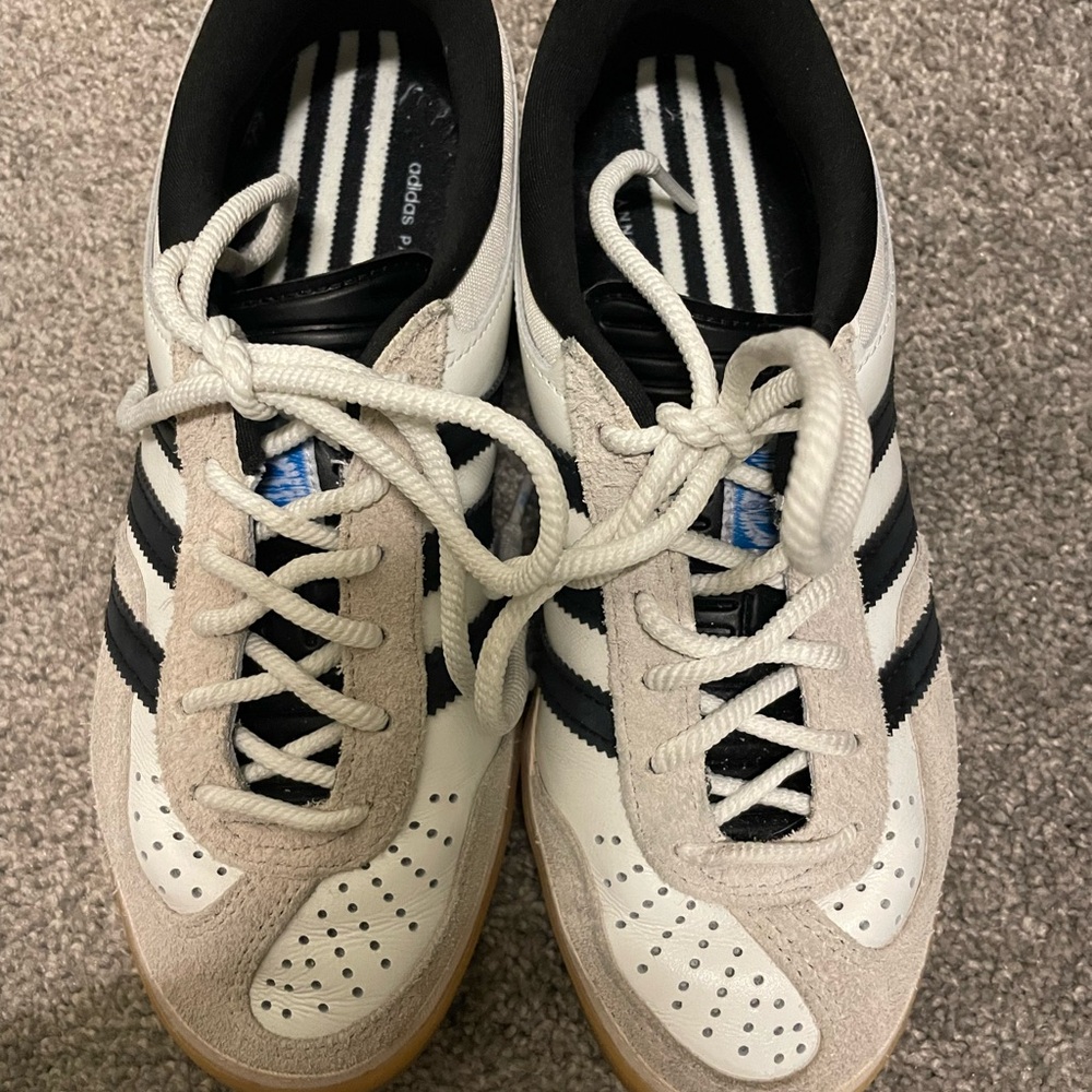 Bad Bunny Gazelle Indoors